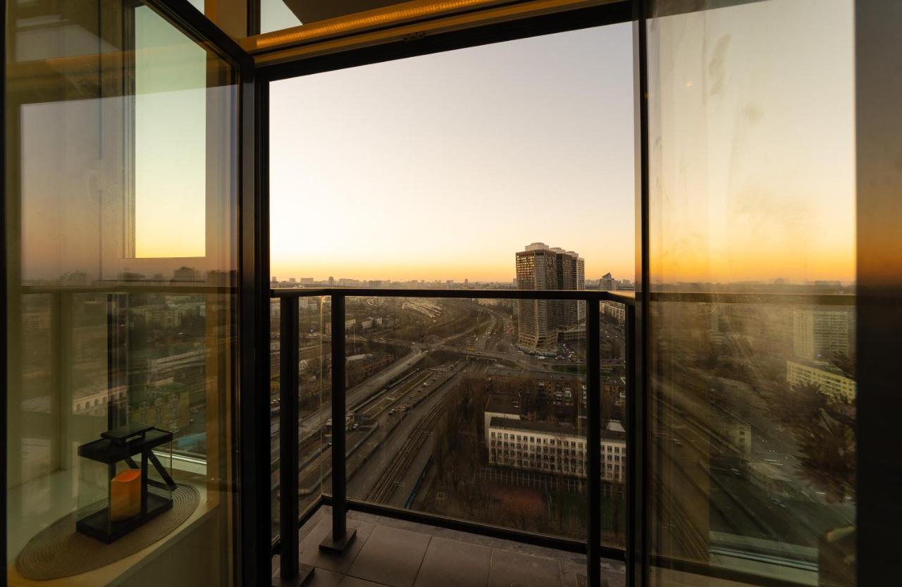 Victory-29 Luxury Apartment Center Kyiv Exterior photo